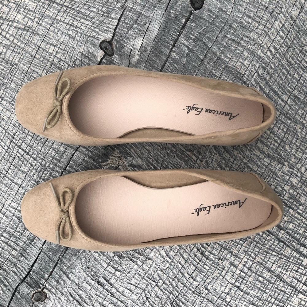 Nude flats